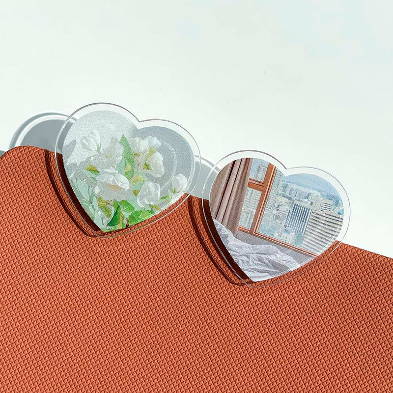 Beige Heart Acrylic Clip Set