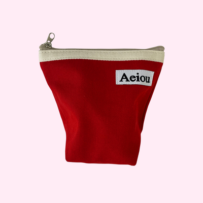 Aeiou Basic Pouch (M Size) Red Apple