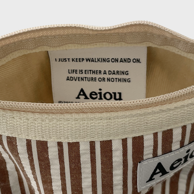 Aeiou Basic Pouch (M Size) Bedding Brown Stripe