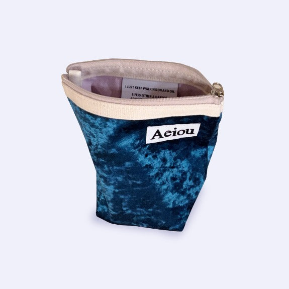 Aeiou Basic Pouch (M Size) Velvet Blue Green