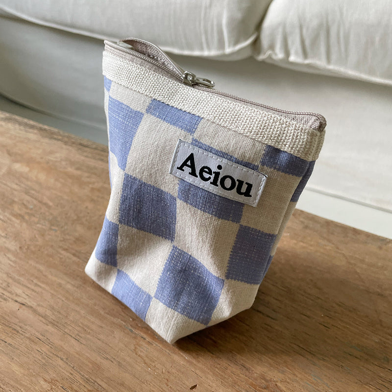 Aeiou Basic Pouch (M Size) Linen Checkerboard Blueberry