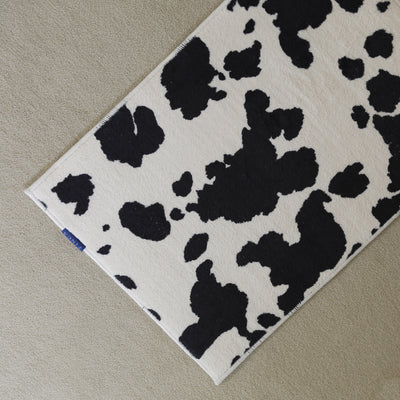 [HODU3"] Black Cow Design Floor Mats