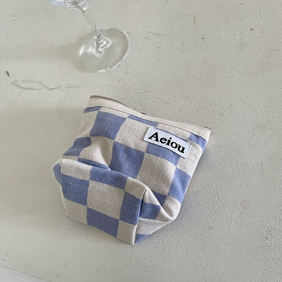 Aeiou Basic Pouch (M Size) Linen Checkerboard Blueberry