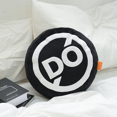 Donothing Cushion - Black