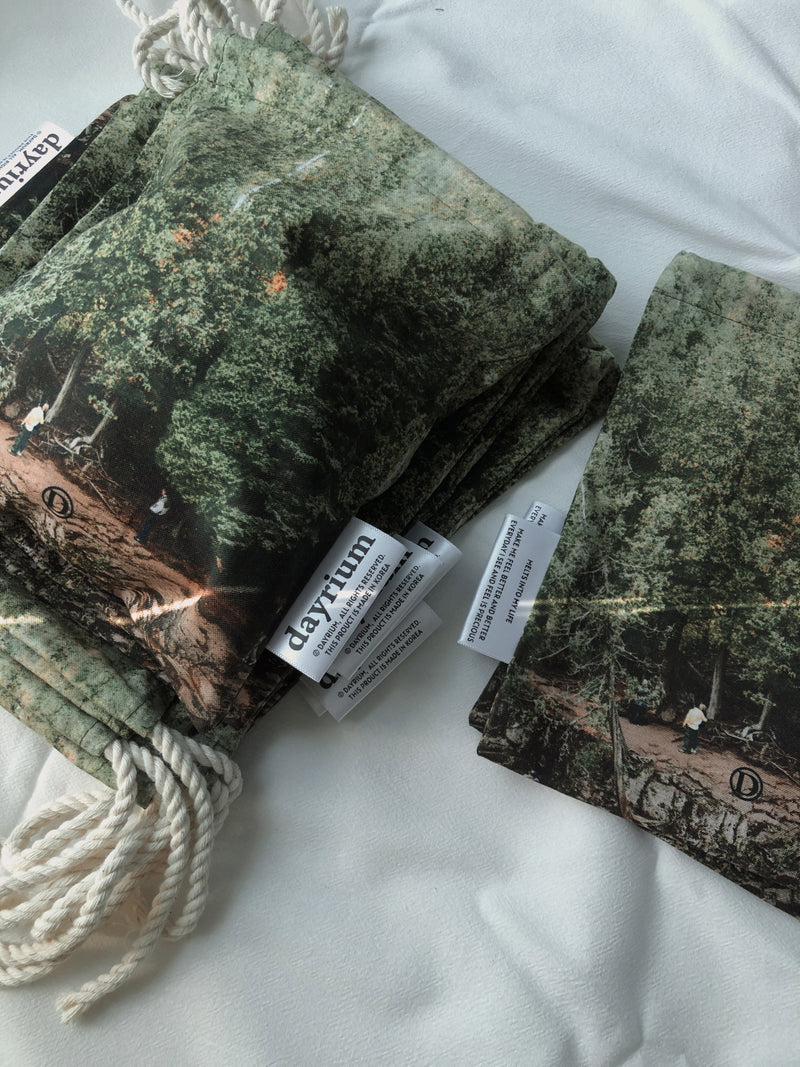 String Pouch M / Deep Wood