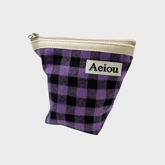 Aeiou Basic Pouch (M Size) Shepherd Check Purple
