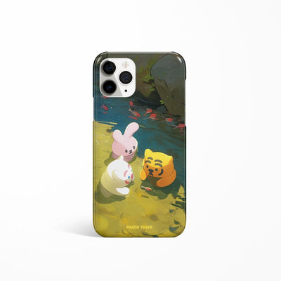 Ddoongrang Forest Water Play iPhone Case