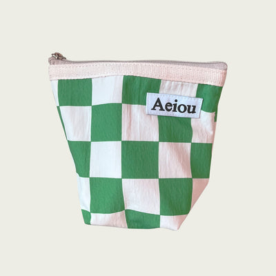 Aeiou Basic Pouch (M Size) Checkerboard Green