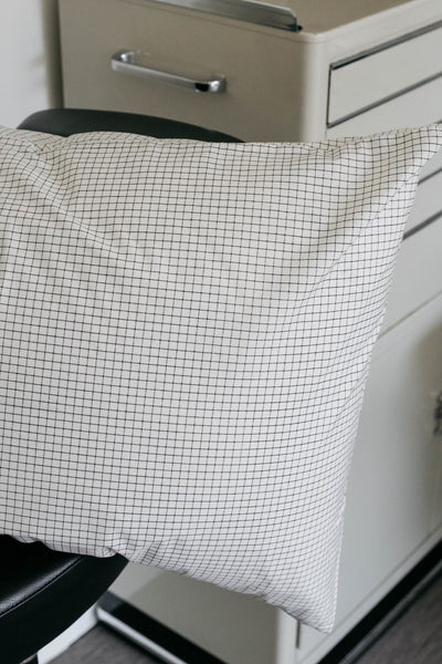 [ROOM 618] Almond check pillow cover