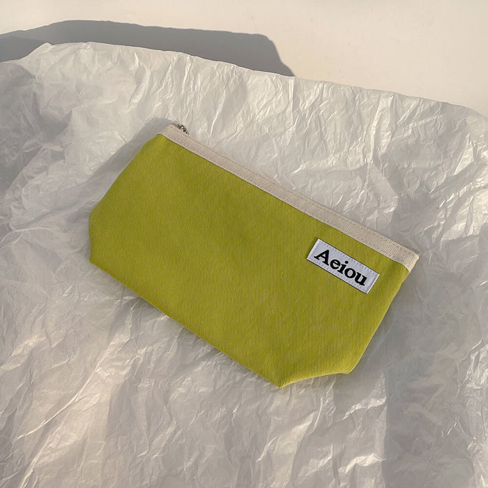 Basic Pouch (L size) Guava green