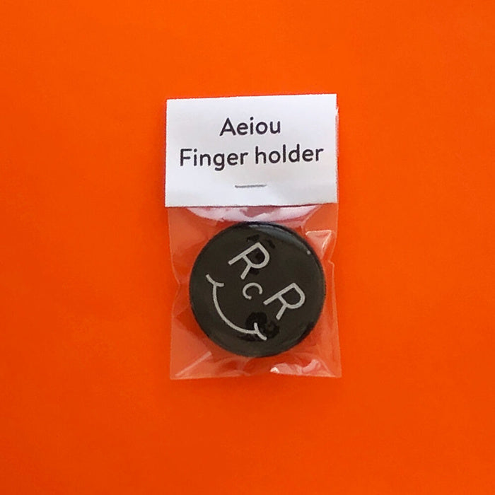 Finger Holder Round Rectangle RcR Smile