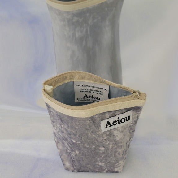 Aeiou Basic Pouch (M size) Velvet Silver