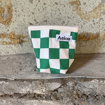 Aeiou Basic Pouch (M Size) Checkerboard Green