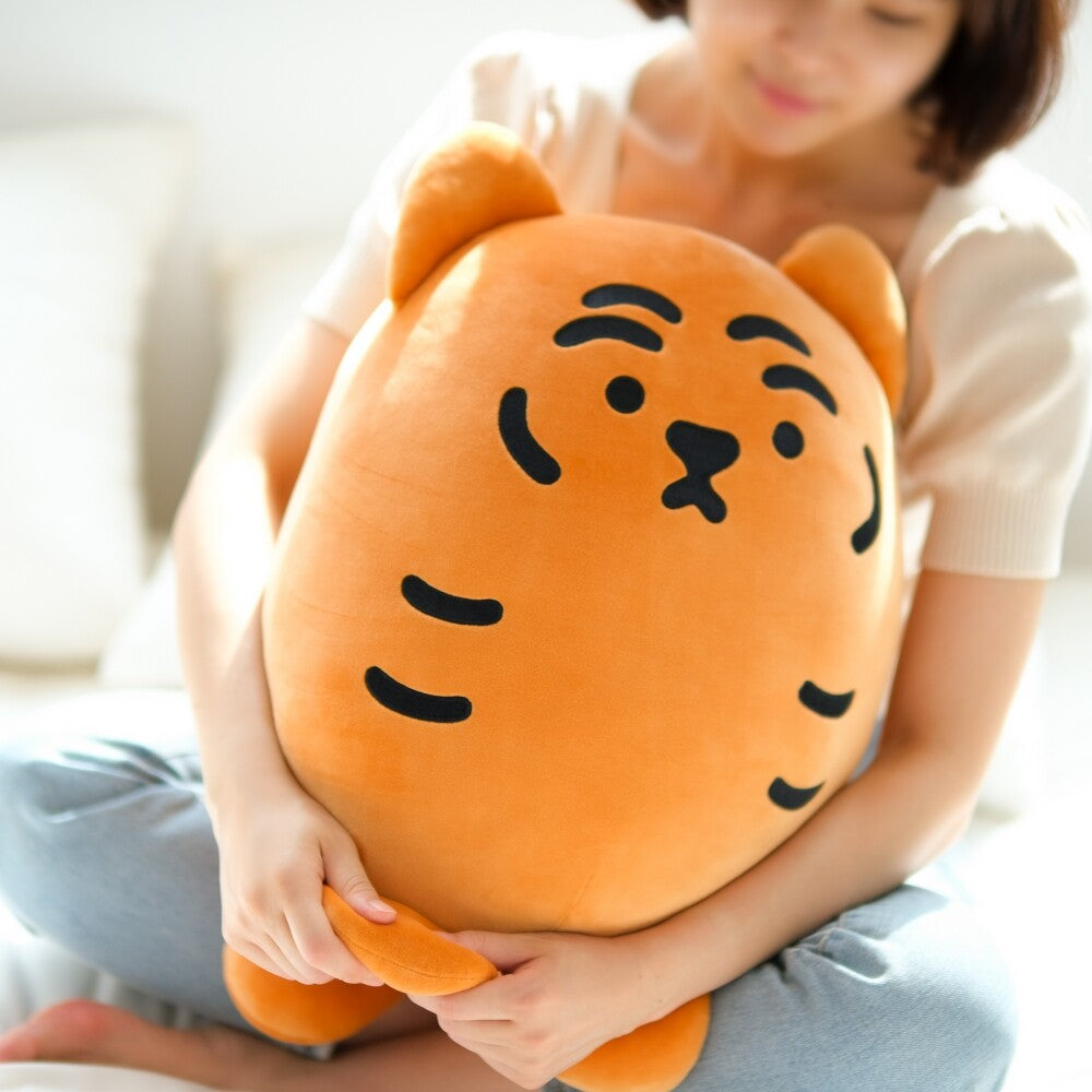 MUZIK TIGER·ムジークタイガー | Giant tiger cushion でぶトラぬいぐるみ ジャイアントクッション 2種 – mmesh