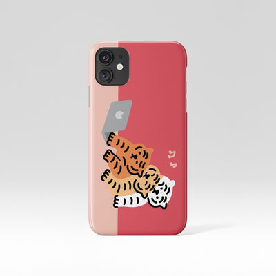 Three tiger  iPhoneケース
