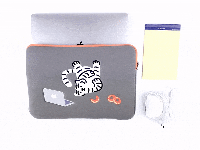 [12PM] Donut tiger laptop case