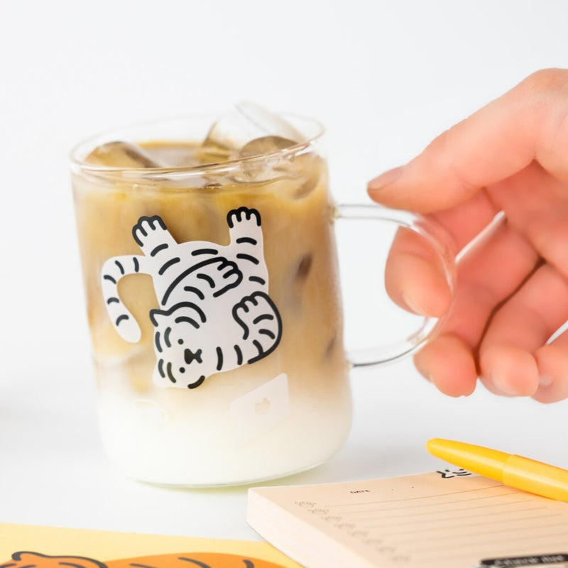 White tiger glass mug small