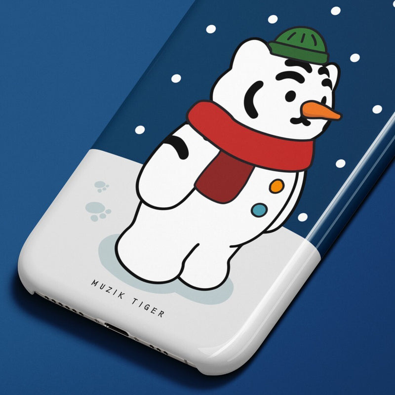 2 types of Snow Tiger iPhone cases